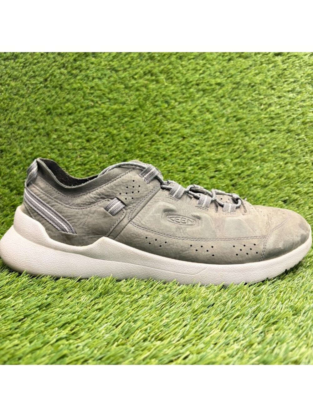 Keen Highland Leather Mens Size 12 Steel Grey Olive Athletic Shoes Sneakers